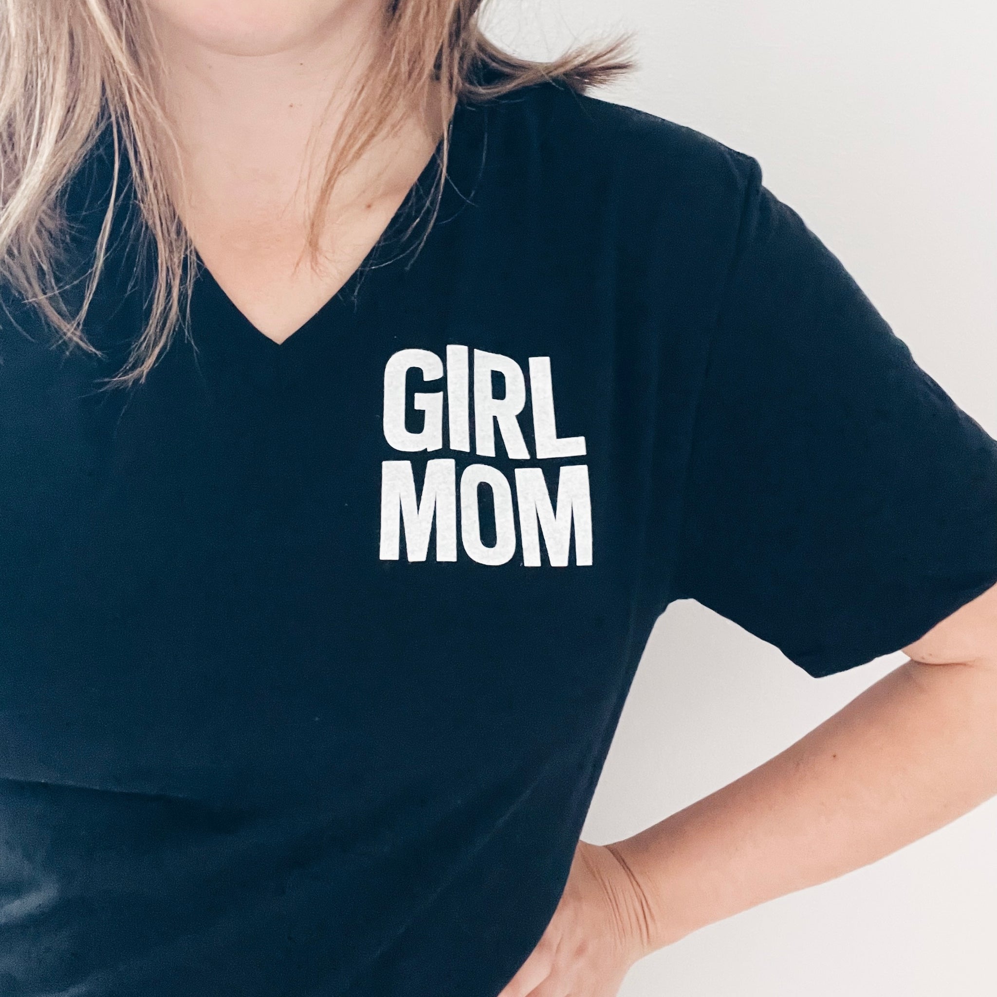 GIRL MOM V-NECK T-SHIRT – GIRL WONDERFUL